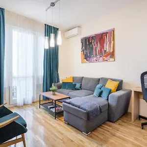 Apartment Bpr Blue Paradise With A/c, Budapest