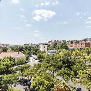Apartment Corvinus Smart With Beautiful View, Budapest