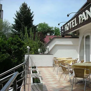 Hotel Panda, Budapest